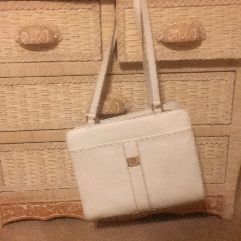 Vegan/Leather Shoulder Bag. - Picture 1 of 9